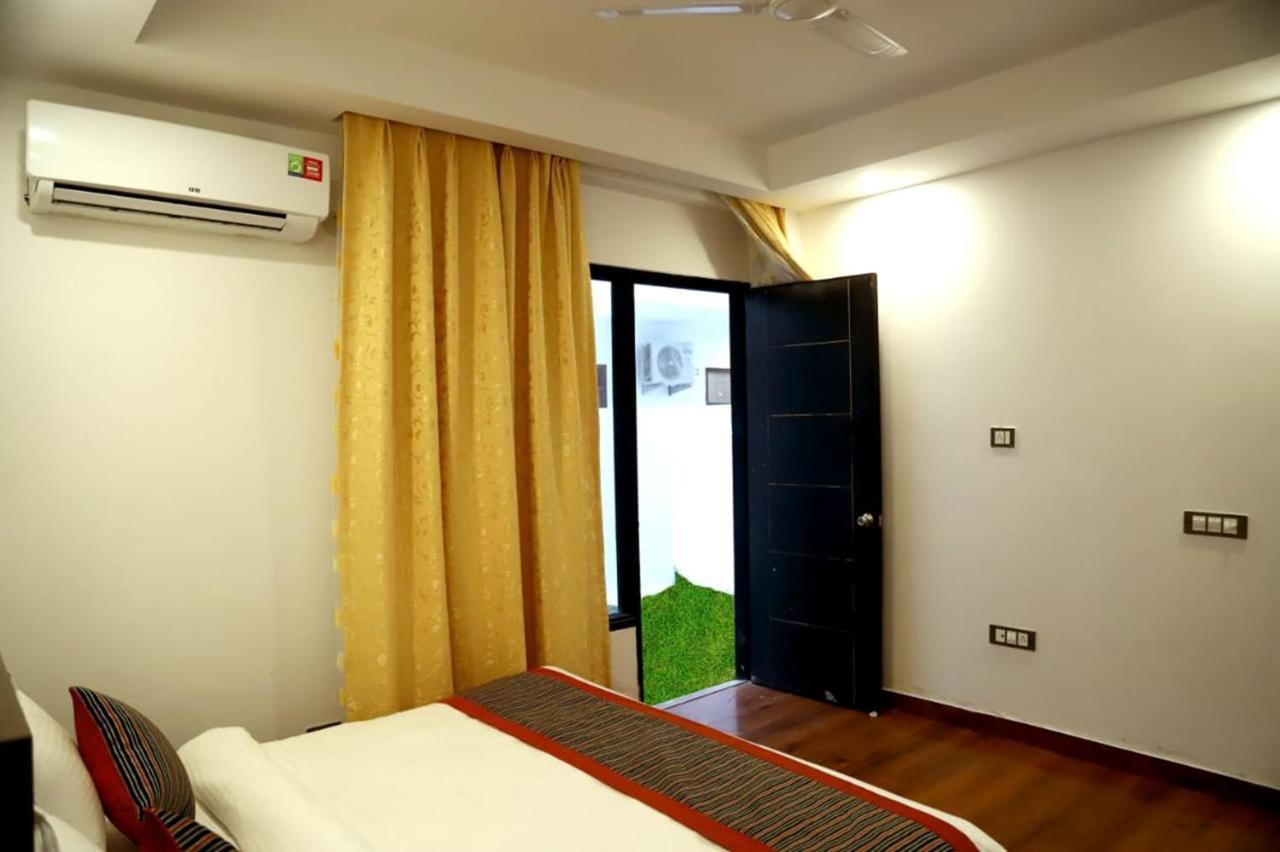 Country Inn Hotels & Resorts Vrindāvan Exterior foto