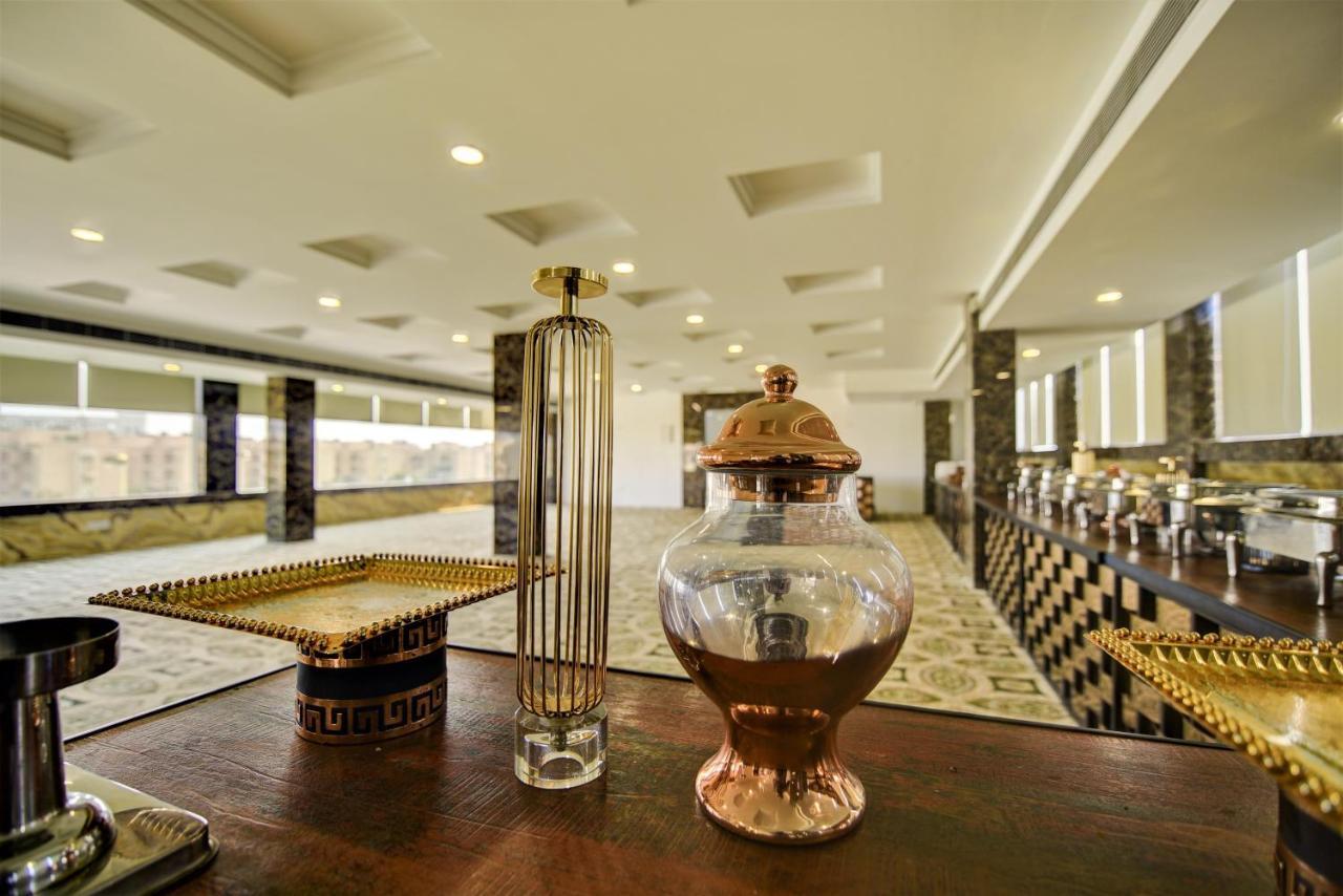 Country Inn Hotels & Resorts Vrindāvan Exterior foto